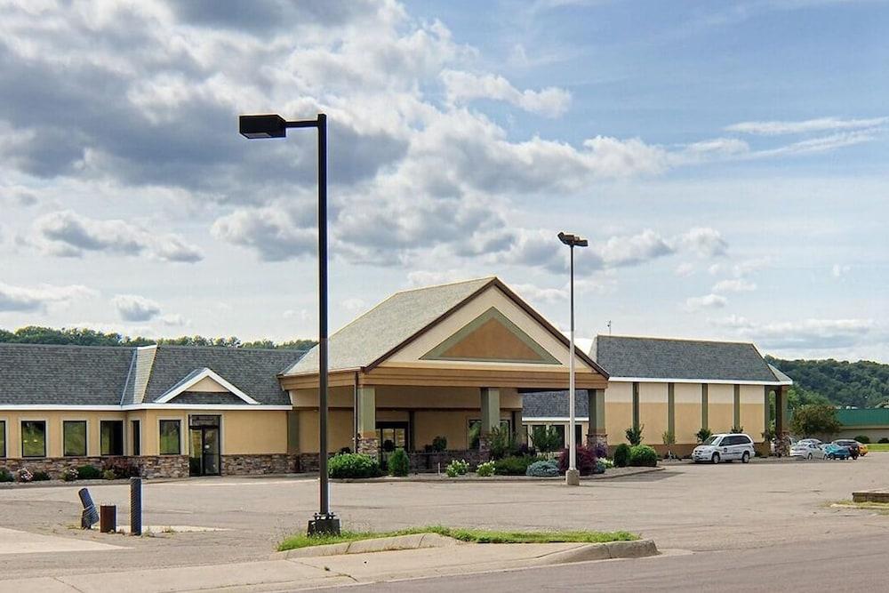 Norwood Inn & Suites Mankato North Mankato المظهر الخارجي الصورة