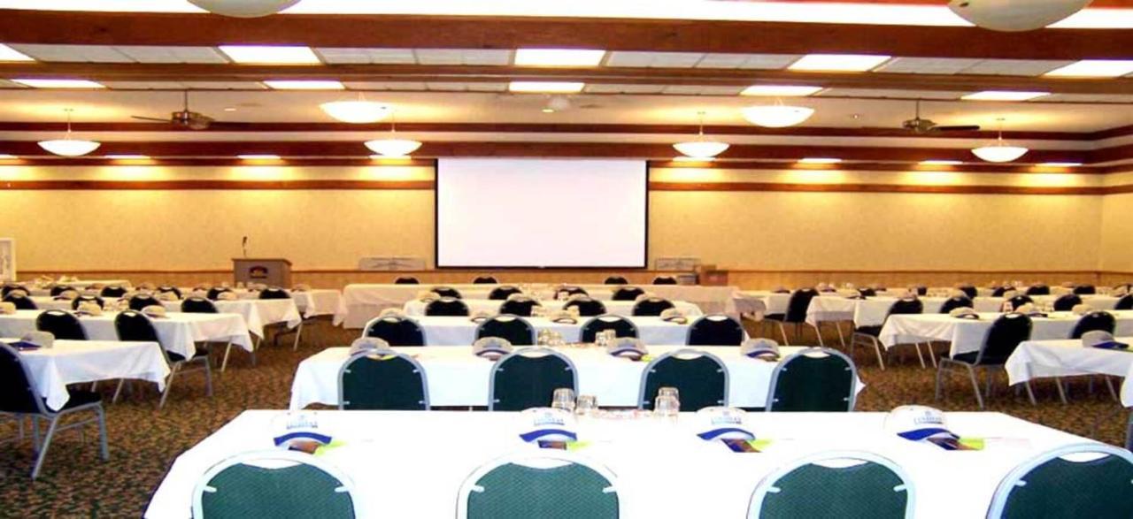 Norwood Inn & Suites Mankato North Mankato المظهر الخارجي الصورة
